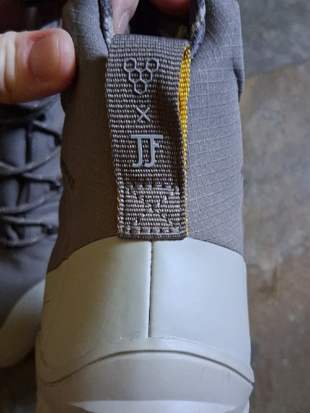 Vivo Barefoot Grey Lace-Up High-Top Boots - Picture 3 of 5